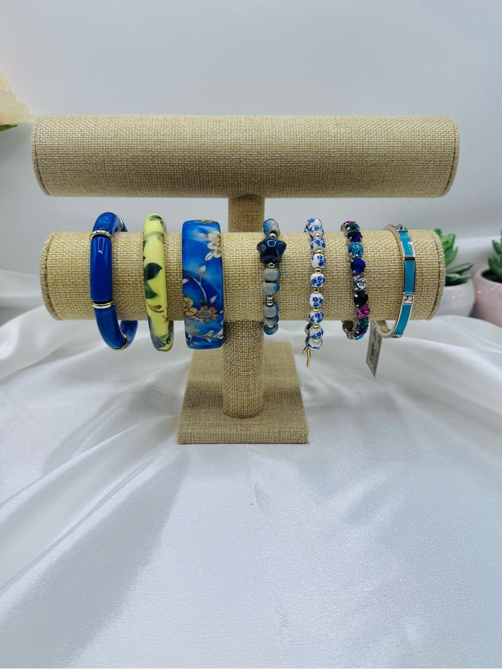 Blue & Yellow Mixed Bracelet Lot Floral Bangles Beaded Stretch & Enamel Bracelet